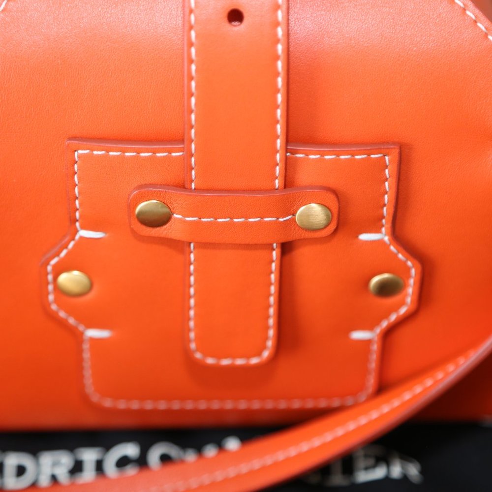 Paris based Belgian designer Cédric Charlier Made in Italy Runway bag Mint - Picture 3 of 12